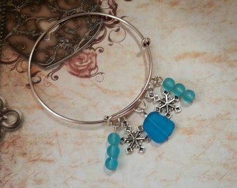 Winter bangle, expandable bangle, Winter jewelry, matches prayer beads, Winter pagan bracelet, snow and ice, blue sea glass, snowflake charm