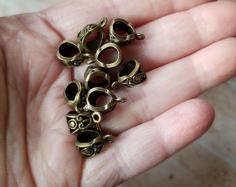 Destash jewelry bails, bronze-toned metal jewelry bail, slider bails, bails for pendants, hanger bails, decorative bails, destash findings
