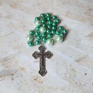 Anglican prayer beads, Episcopal, Methodist, Protestant prayer beads, green beads, silver toned metal cross