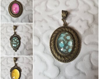 Tegu shed jewelry, reptile shed pendant, Tegu necklace, cruelty free Tegu shed jewelry, Tegu shed behind glass, gift for reptile lover