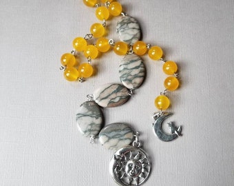 Baha'i prayer beads, 19 and 5 prayer beads, hand-wired, stainless steel, yellow Malay jade, marble beads, sun and moon charm, moon with cat