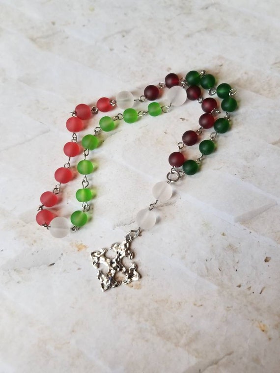 Anglican prayer beads, Methodist rosary, Protestant prayer beads, Episcopal rosary, stainless steel, Christmas colors, cultured sea glass
