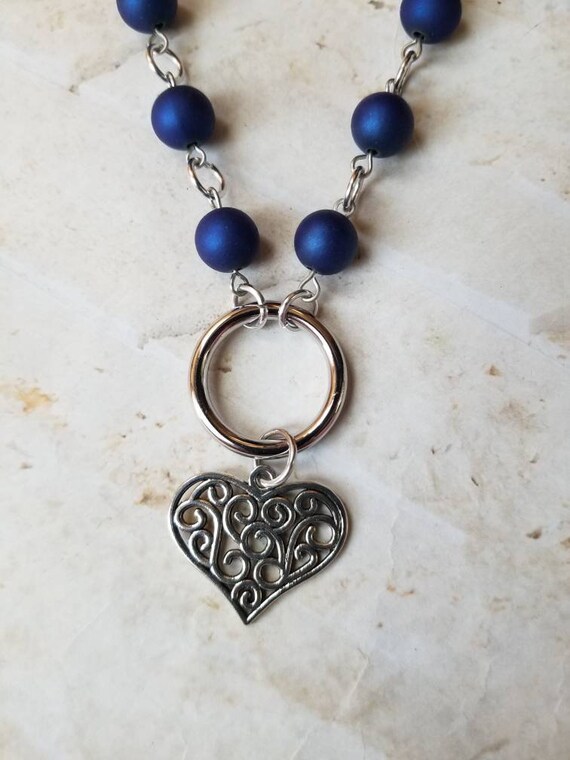 O ring day collar, blue satin glass, discreet day collar, symbolic jewelry, BDSM collar, submissive collar, stainless steel, O ring, heart
