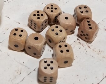 Ein hölzerner dnd 16 mm d6 Würfel, polyedrischer Spielwürfel, dnd Würfel, Rollenspielwürfel, D und D Würfel, Ersatzwürfel, Ersatz d6 Würfel, 16 mm d6 Würfel, W6 mit Zacken