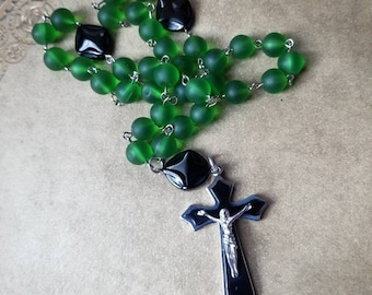 Orthodox prayer beads, Orthodox Chotki, green frosted glass, black glass beads, black crucifix, silver toned, Orthodox Chotki, Komboskini