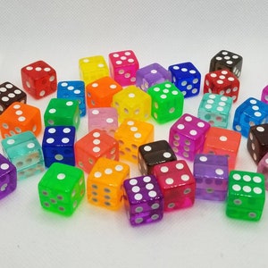 One extra 16mm d6 dnd die, translucent  polyhedral gaming dice, DnD dice, RPG dice, spare dice, spare d6 dice, random dice, square edge,
