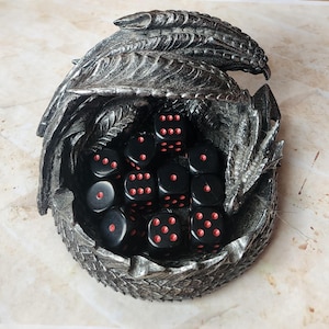 Single Chessex black and red d6 die, extra 16mm d6 dnd dice, ornate polyhedral gaming dice, DnD dice, RPG dice, spare dice, spare