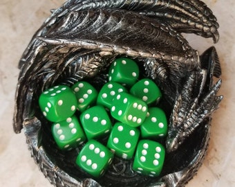 Single Chessex green and white d6 die, extra 16mm d6 dnd dice, ornate polyhedral gaming dice, DnD dice, RPG dice, spare dice, spare d6 dice,