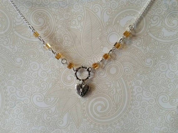 Heart day collar, amber cube glass beads, discreet day collar, symbolic jewelry, BDSM collar, submissive collar, silver, Celtic heart charm