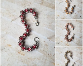 Captive bead bracelet, captured pearl jewelry, chain maille bracelet, captive pearl bracelet, caged bead bracelet, aluminum jump rings
