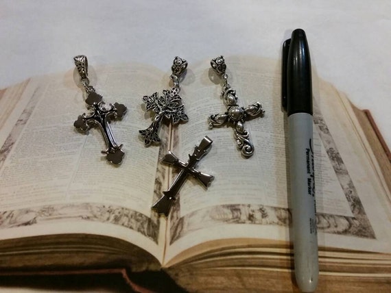 Silver metal cross, ornate crucifix, fancy Christian cross, religious jewelry, cross pendant, Stainless steel cross, high quality cross