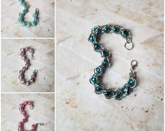 Captive bead bracelet, captured pearl jewelry, chain maille bracelet, captive pearl bracelet, caged bead bracelet, aluminum jump rings