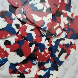 Destash guitar picks, guitar plectrums, pearl guitar picks, red, white, and blue, destash guitar plectrums, generic guitar picks, x 20
