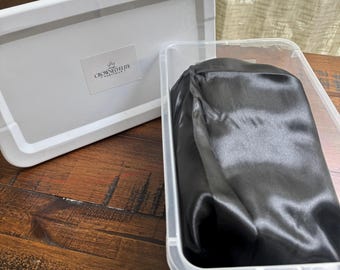 Satin Pouch for Preserving Hairstyles, Preventing Frizz – Travel Hair Care