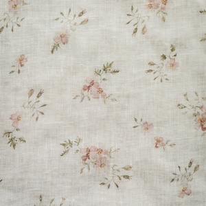 Sogno di rose, tessuto di lino bianco rosato per abiti da cucito tagliato su misura, tessuto stampato con fiori ad acquerelli, stampa floreale vintage immagine 3