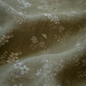Morning Mist Floral Linen Fabric by the Yard – Exclusive Watercolor Pattern with Flowers for Sewing Vintage-inspired Clothing & Crafts