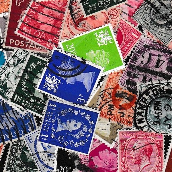 Good Selection Of 150, 500 or 1000 GB definitive Stamps  from all eras. Ideal For Collectors And Crafts Folk .