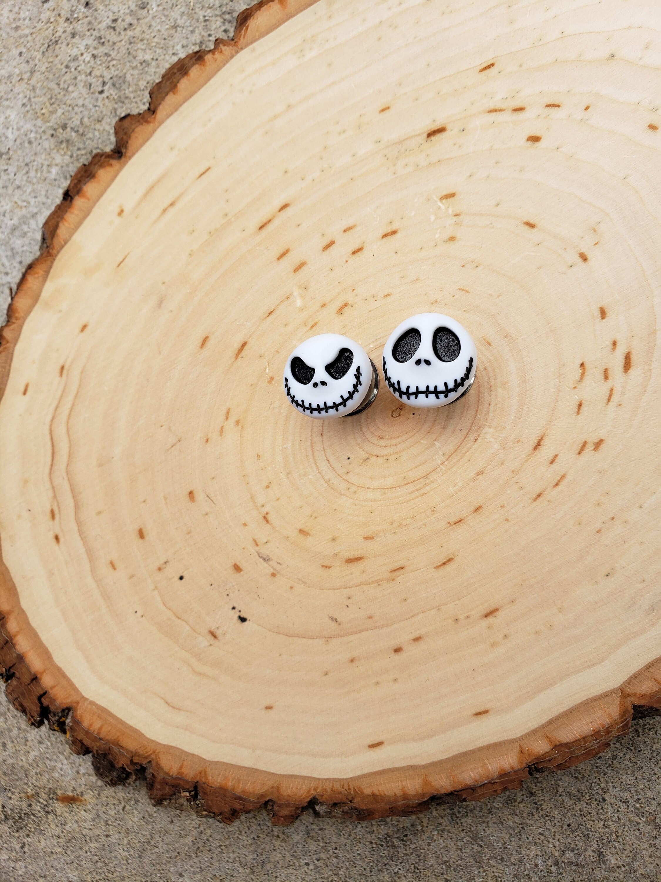 Jack skellington plugs deals