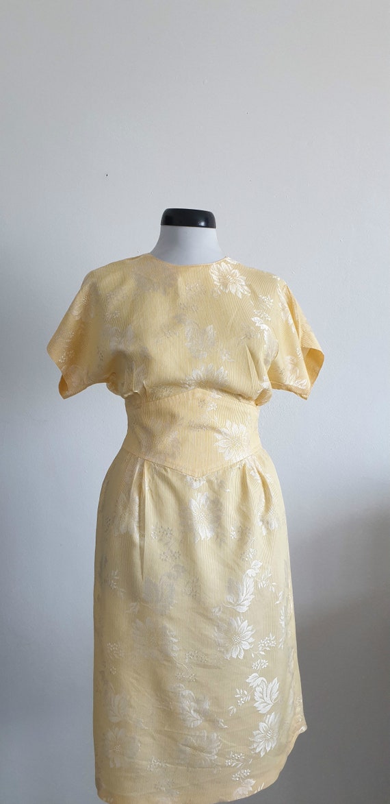 Vintage 1950s  pastel yellow dress | 50s silk flo… - image 8