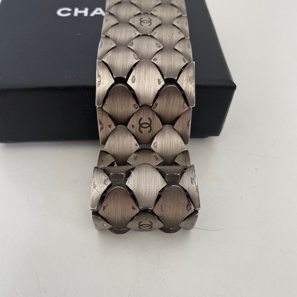 Vintage Chanel CC logo bracelet