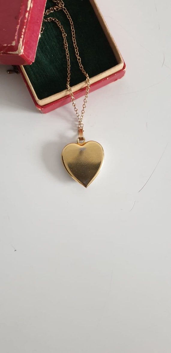 1950s porcelain heart necklace