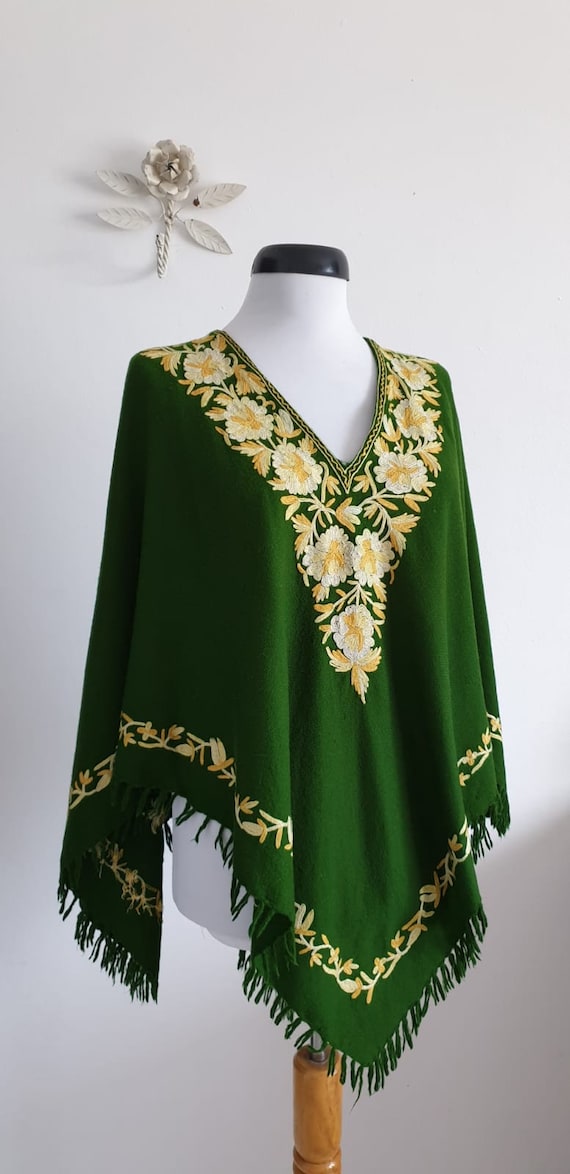 ne Quittez pas　Wool Emb Poncho Wool Poncho Wool Cape Wool Fringe Poncho Unisex - Etsy