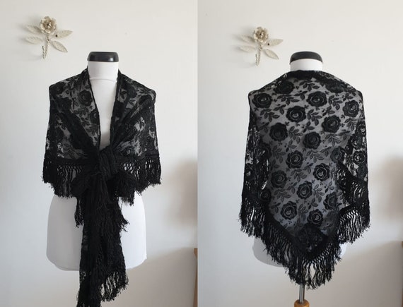 1930s piano shawl | vintage 30s black lace shawl |