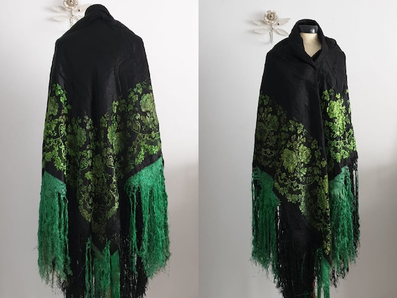 1900s black silk piano shawl | antique 1900s silk