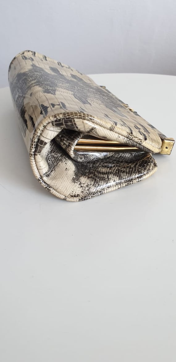 1940s patent snakeskin clutch |  vintage 1940s sn… - image 8