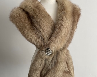 1930s fox fur wrap shawl | vintage 30s artic fox fur wrap shawl