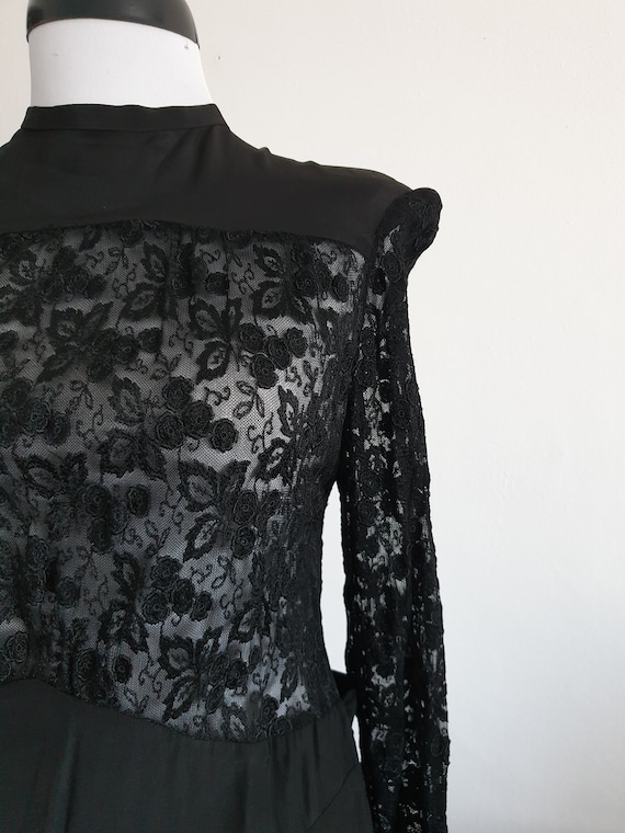 Vintage 1930s  lace dress | 30s bias cut dress | … - image 4