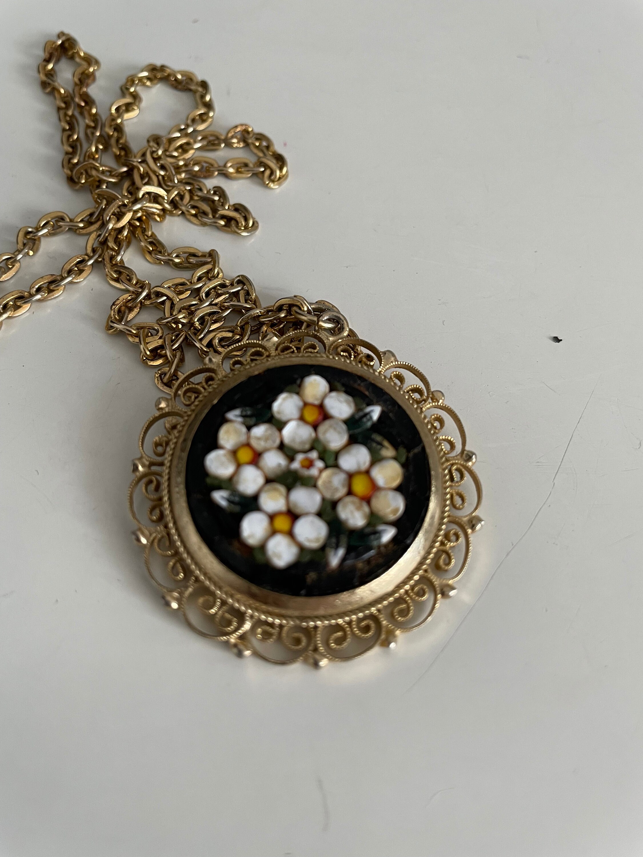 アンティーク　イタリア　マイクロモザイク フラワーブーケ　ネックレスヴィンテージ micro-mosaic-brooch_bp2187_1.
