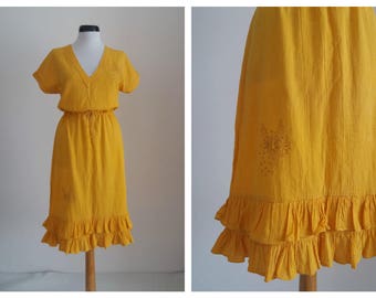 Vintage 1970s embroidered dress| 70s floral gauze dress | 1970s embroidered floral gauze dress | ruffles dress