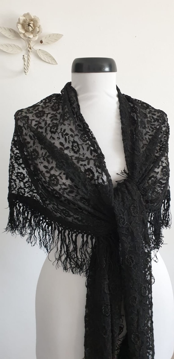 1930s piano shawl | vintage 30s black lace shawl … - image 5
