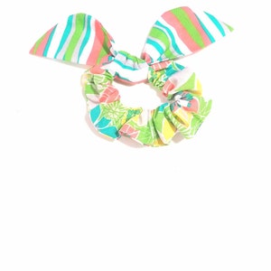 Handmade scrunchies, hair tie ponytail holder  hair accessories bow scrunchies