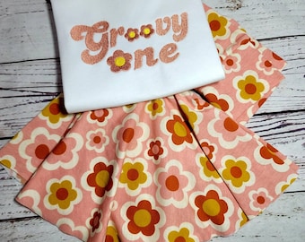 Groovy One Outfit/ Bell Bottom, Leggings Kids Outfit, Bell Bottoms, groovy Outfit, Kids Bell bottom, Kids Groovy outfit