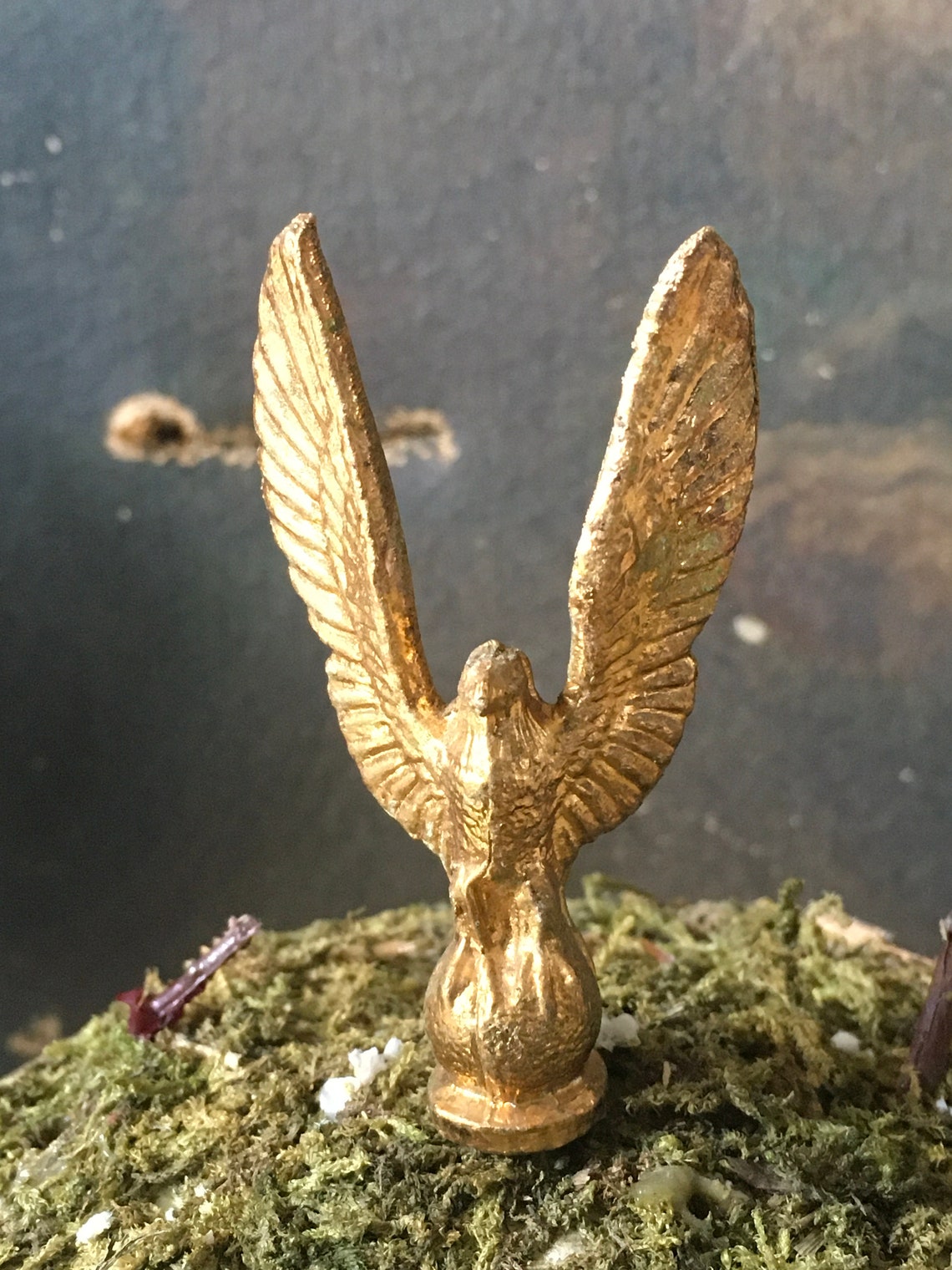 2 Vintage Eagle Figurines Metal with Gold Tone Finish Trophy Etsy