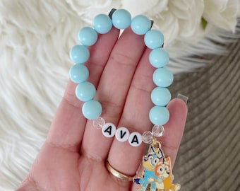 Kids Bluey and Bingo Bracelets, Kids Beaded Bracelet, Bluey Bracelet, Bingo Bracelet, Kids Personalized Jewelry, Bluey Charm Bracelet,