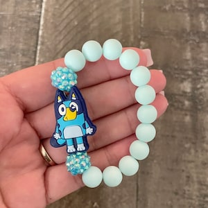 Kids Bluey and Bingo Bracelets, Kids Beaded Bracelet, Kids Jewelry for Girls, Kids Bluey Bracelet, Bingo Bracelet, Beaded Bracelets for Kids image 2