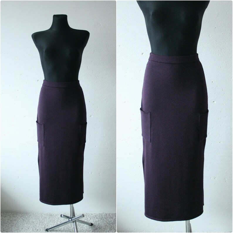 Vintage Italian dark purple merino wool blend knitted midi skirt High waist Italian skirt Knit warm midi skirt Fitted purple midi skirt S