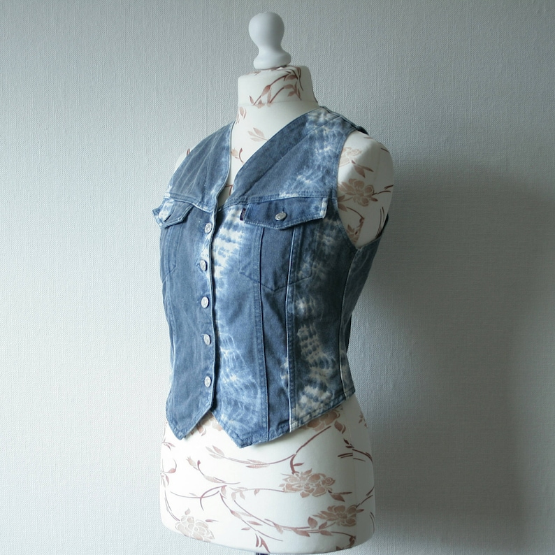 Vintage tie dye denim Italian vest Women/'s light blue white waistcoat Sleeveless button up jeans vest Washed denim vest Cotton denim vest