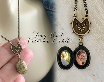 Winzige ovale Viktorianische Locket Halskette Angepasste Foto Locket Antiqued Medaillon mit Bilder Geschenke für Oma Geschenke für Mama