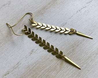 Long Chevron Earrings, Sleek Spike Earrings, Arrow Earrings, Modern Earrings, Minimalist Earrings, Brass Chain Earrings, Slinky Earrings