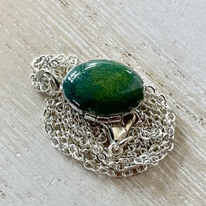 Tiny Green Oval Locket with Photos,  Silver Minimalist Customized Moss green Locket with pictures