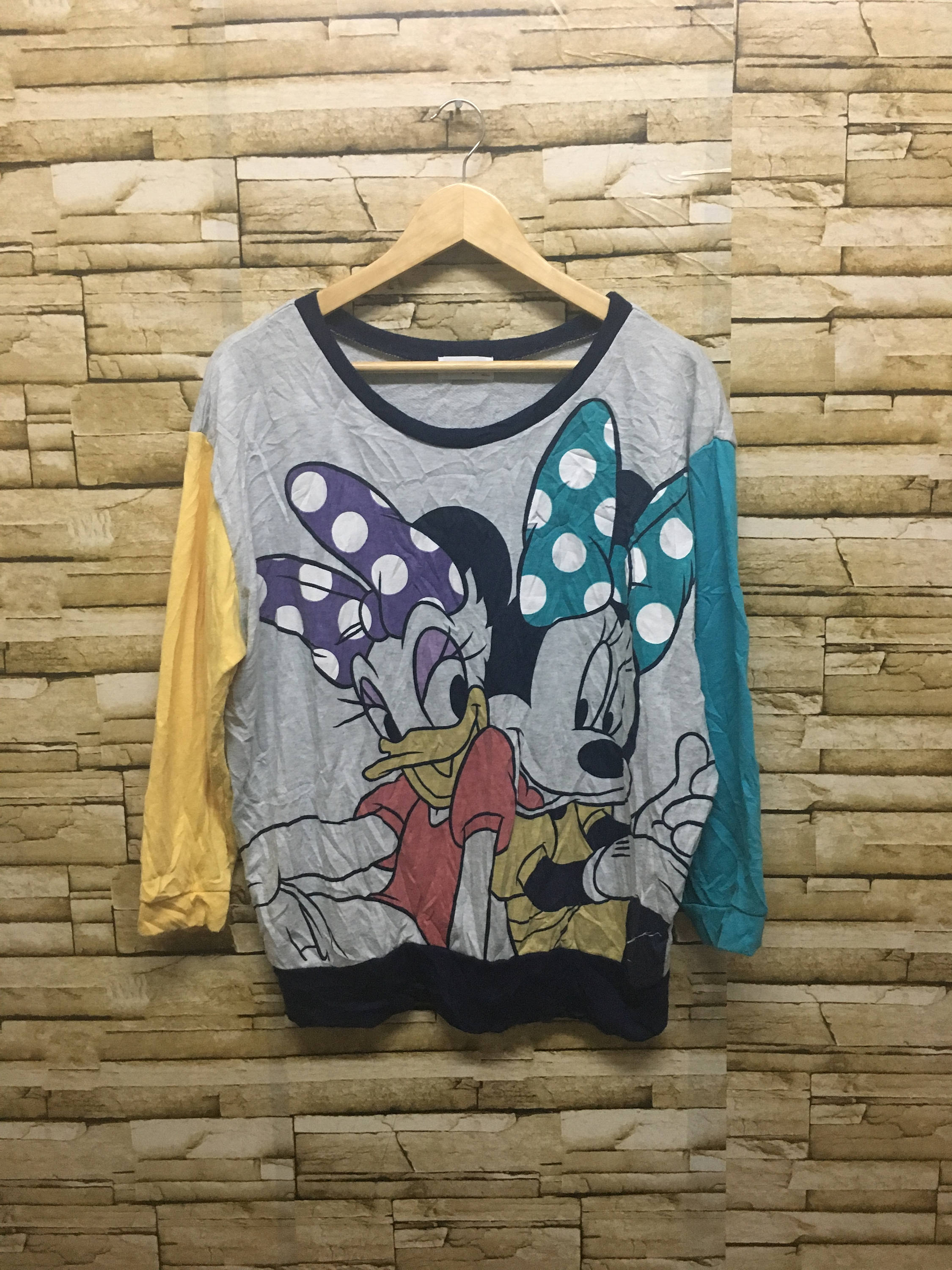 minnie and daisy sweatshirt