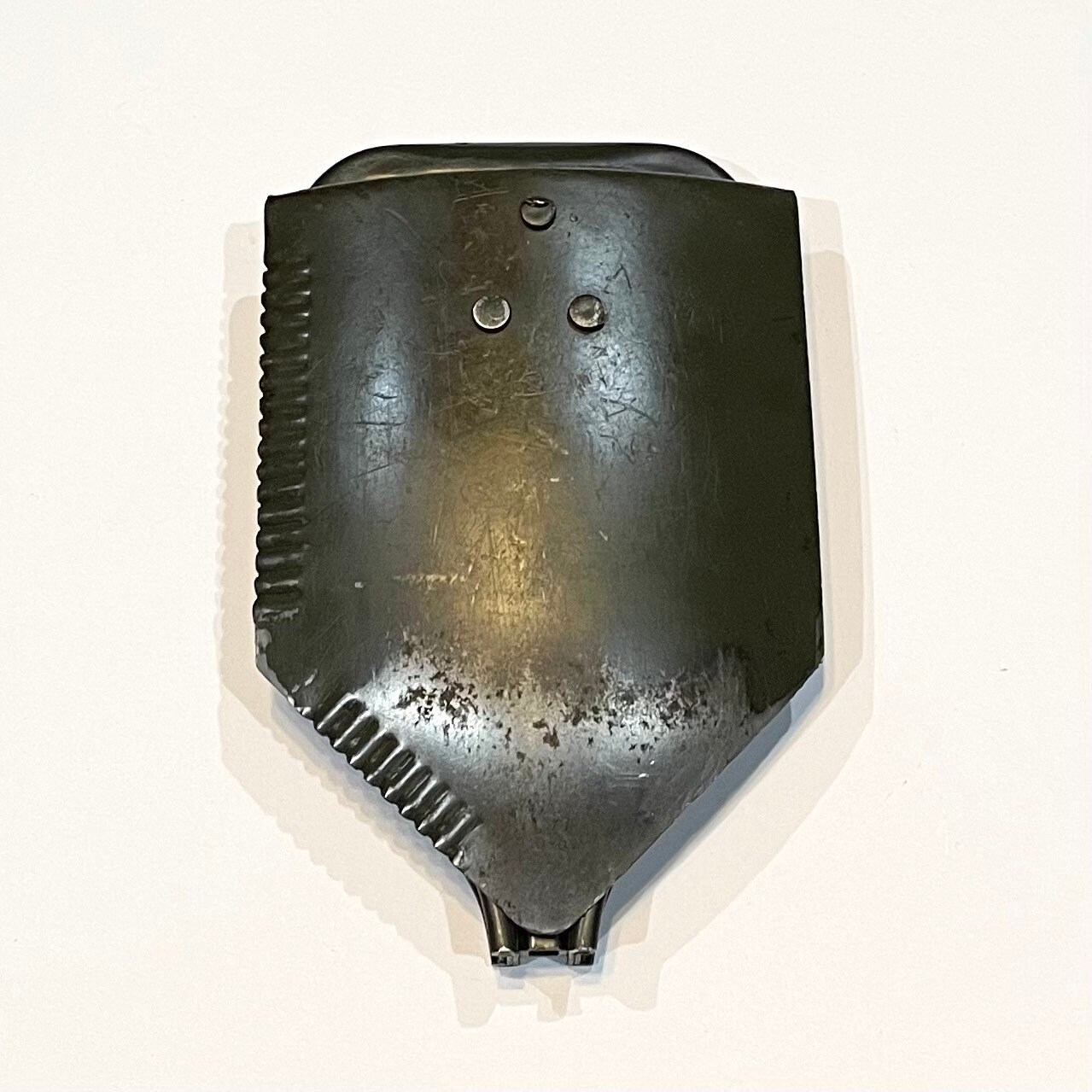 German Military Issue Tri-Fold Entrenching Tool – Steel Construction, Olive Drab