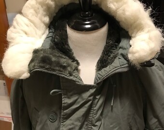 N-3B極寒地用パーカー実物 本物の米軍極寒地用ヴィンテージ N3B パーカー ジャケット