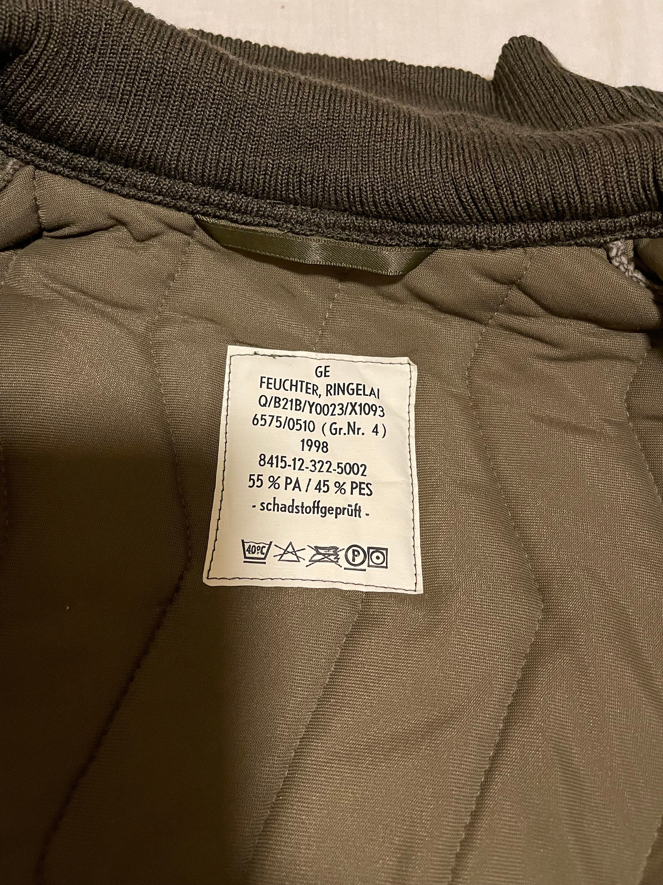 Genuine Vintage German Army Field Jacket Parka Quilt Liner Genuine Vintage German Army Field Jacket Parka Quilt Liner