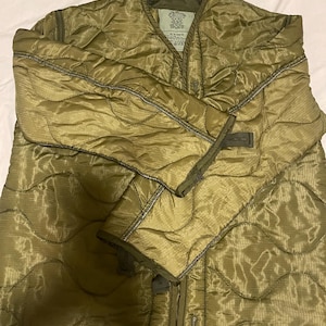 Genuine Vintage US military M65 Field Jacket coat liner M65 quilted XSXS Sage/ XSR Green