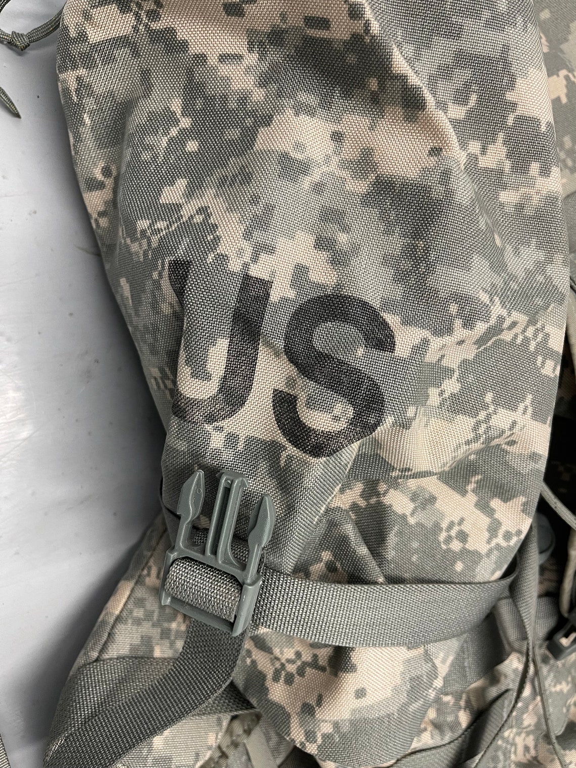 US Military Genuine Issue ACU Digital Mollee II Large Ruck Sack With ...
